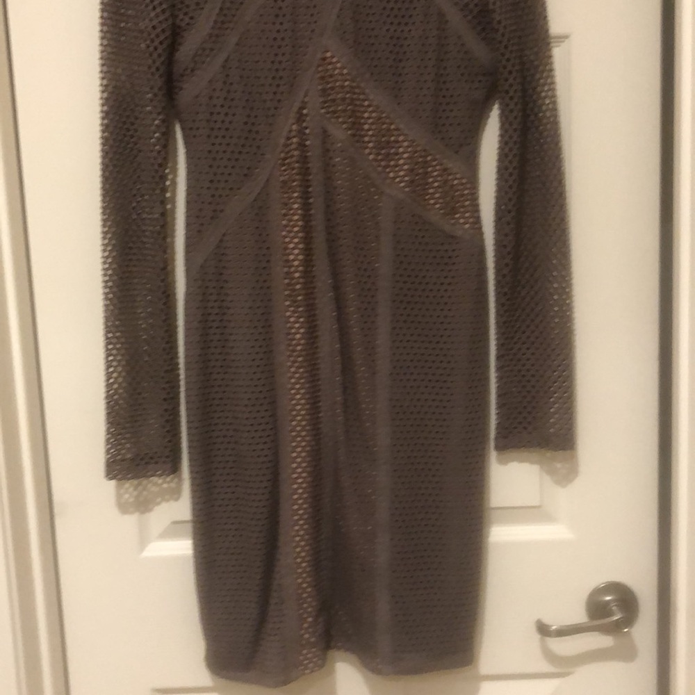 Too Small For Me - image 7